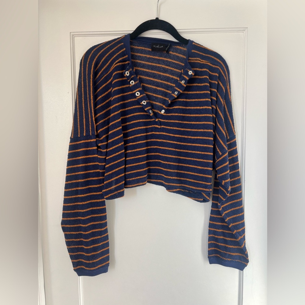 Vintaged Striped Cropped Henley